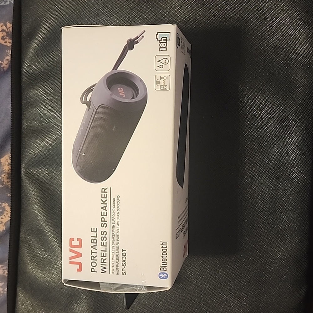 JVC PORTABLE WIRELESS SPEAKER